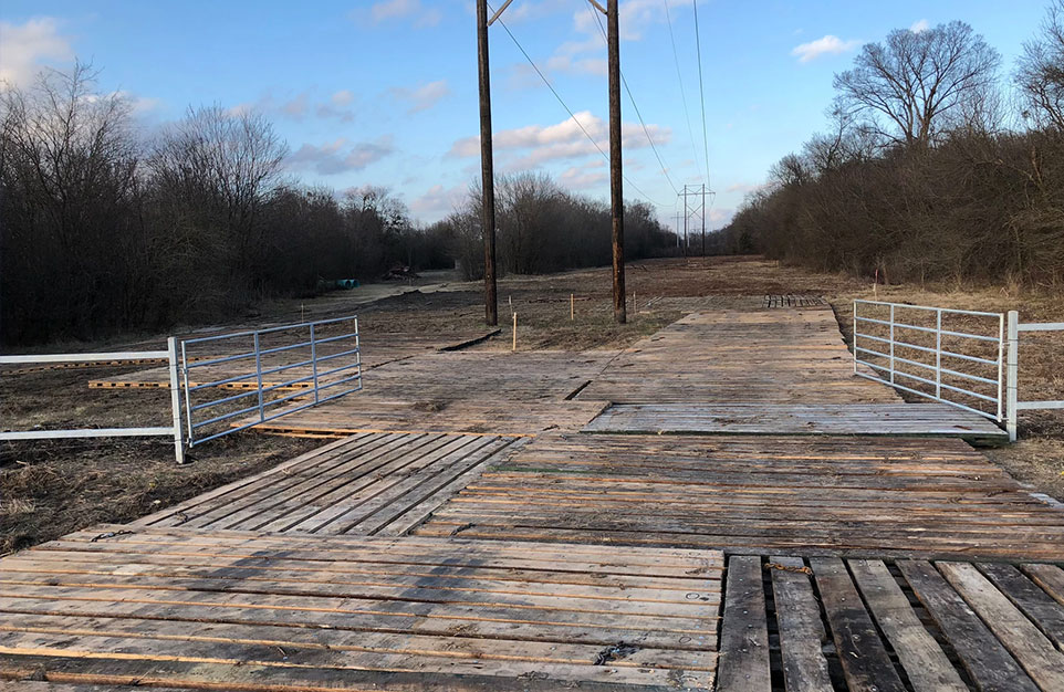 CLT mats, road mat installation